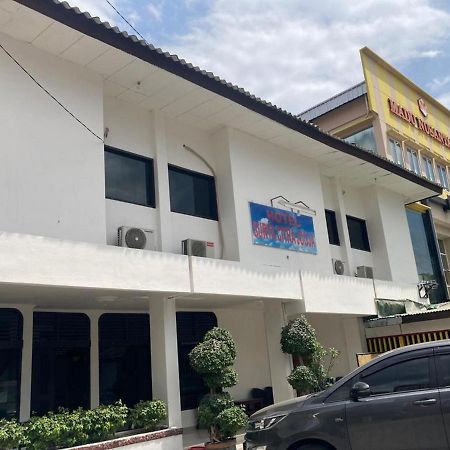 Hotel Surya Citra Jogja A Mitra Reddoorz 요그야카르타 외부 사진
