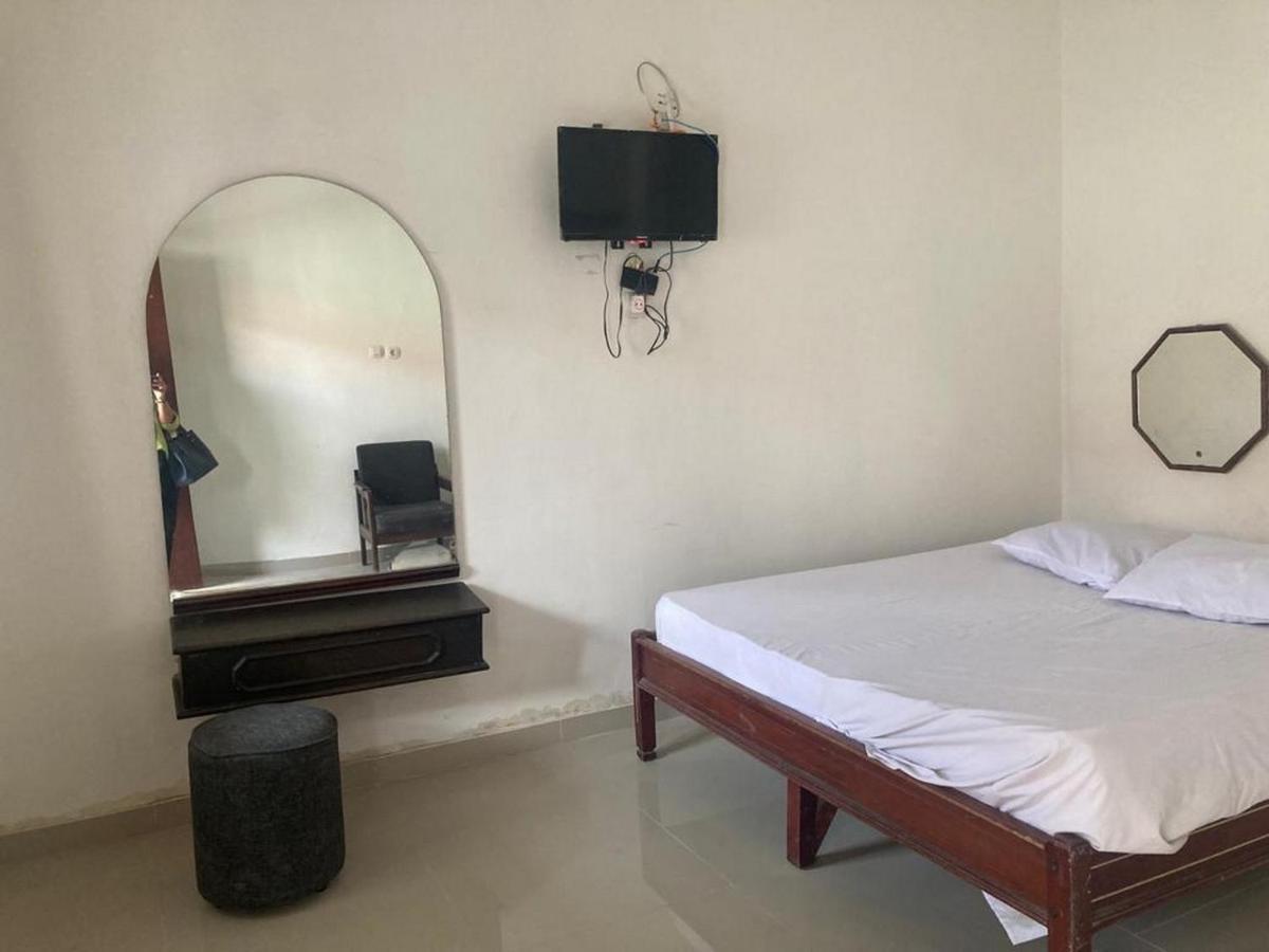 Hotel Surya Citra Jogja A Mitra Reddoorz 요그야카르타 외부 사진