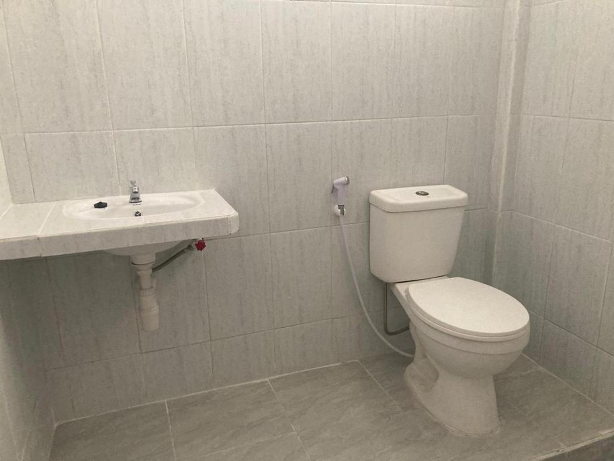 Hotel Surya Citra Jogja A Mitra Reddoorz 요그야카르타 외부 사진