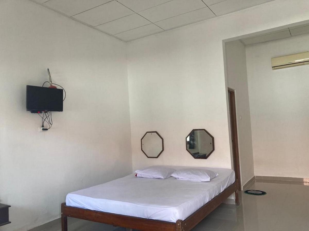 Hotel Surya Citra Jogja A Mitra Reddoorz 요그야카르타 외부 사진