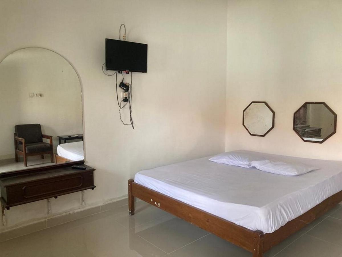 Hotel Surya Citra Jogja A Mitra Reddoorz 요그야카르타 외부 사진
